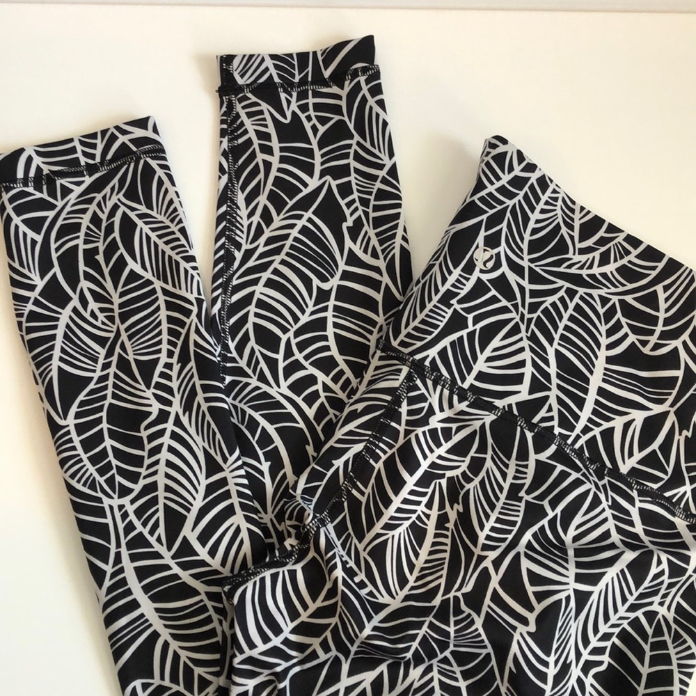 Lululemon Wunder Under Roll Down Waist